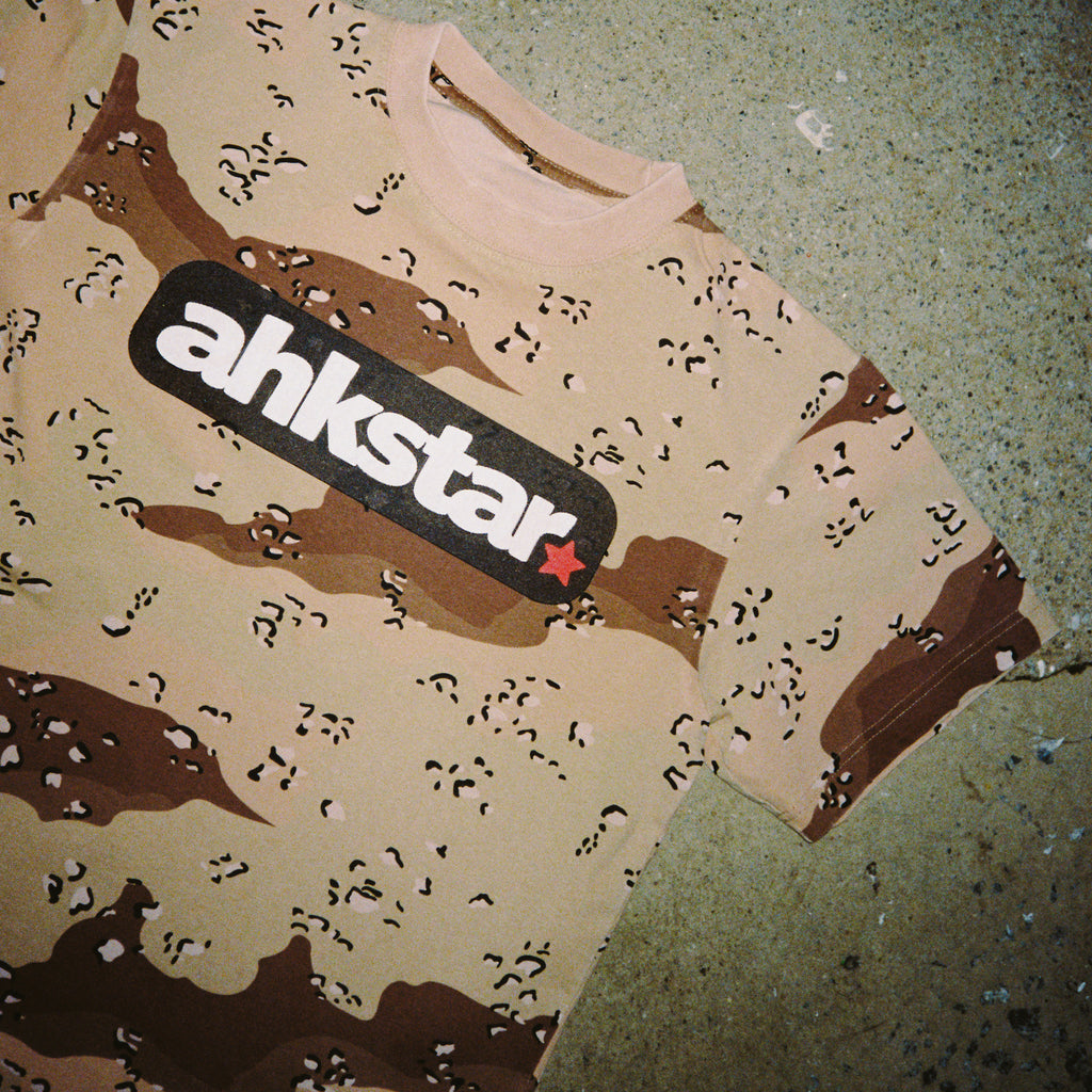 AHKSTAR LOGO DESERT CAMO TEE