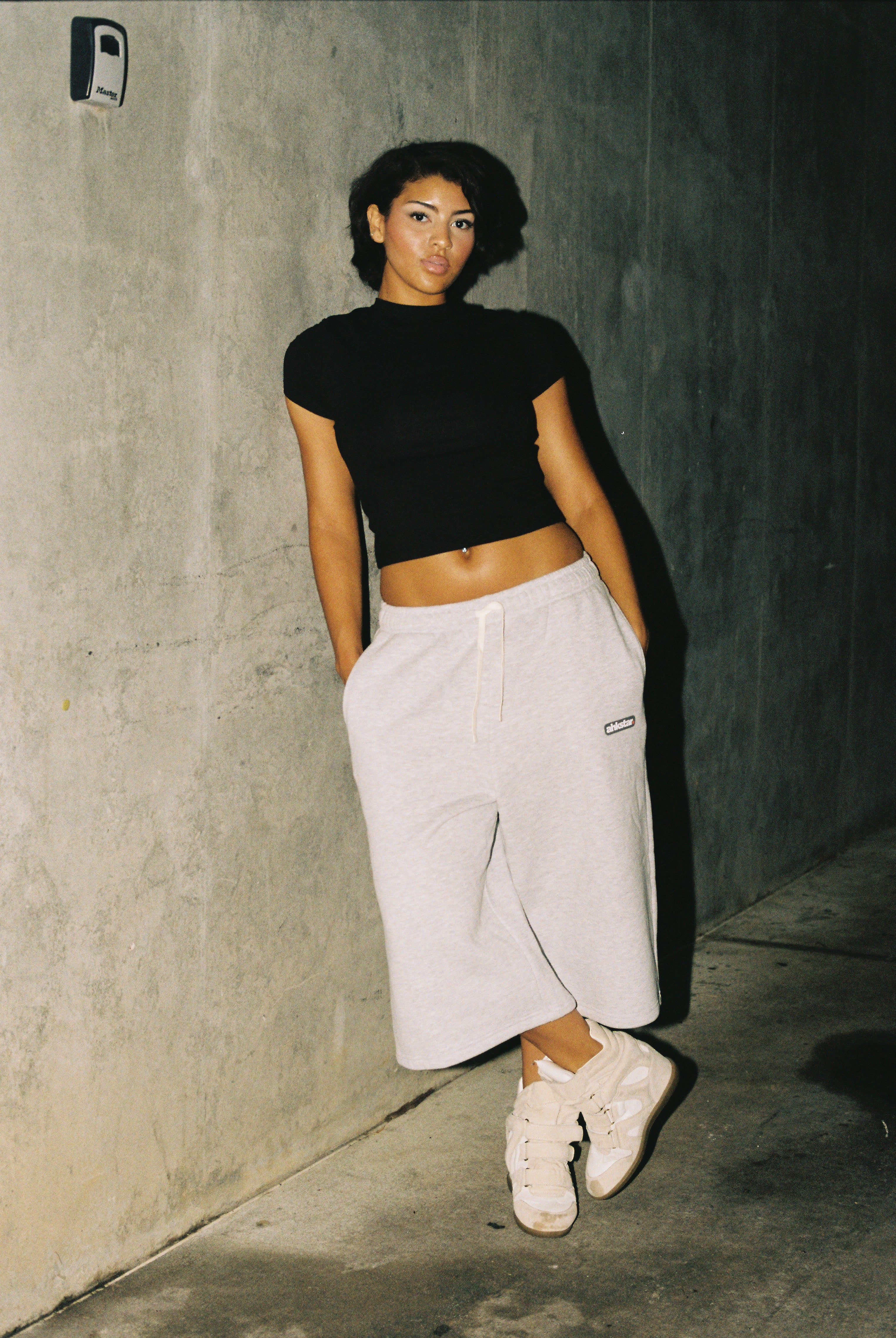 WOMENS ESSENTIAL TEE