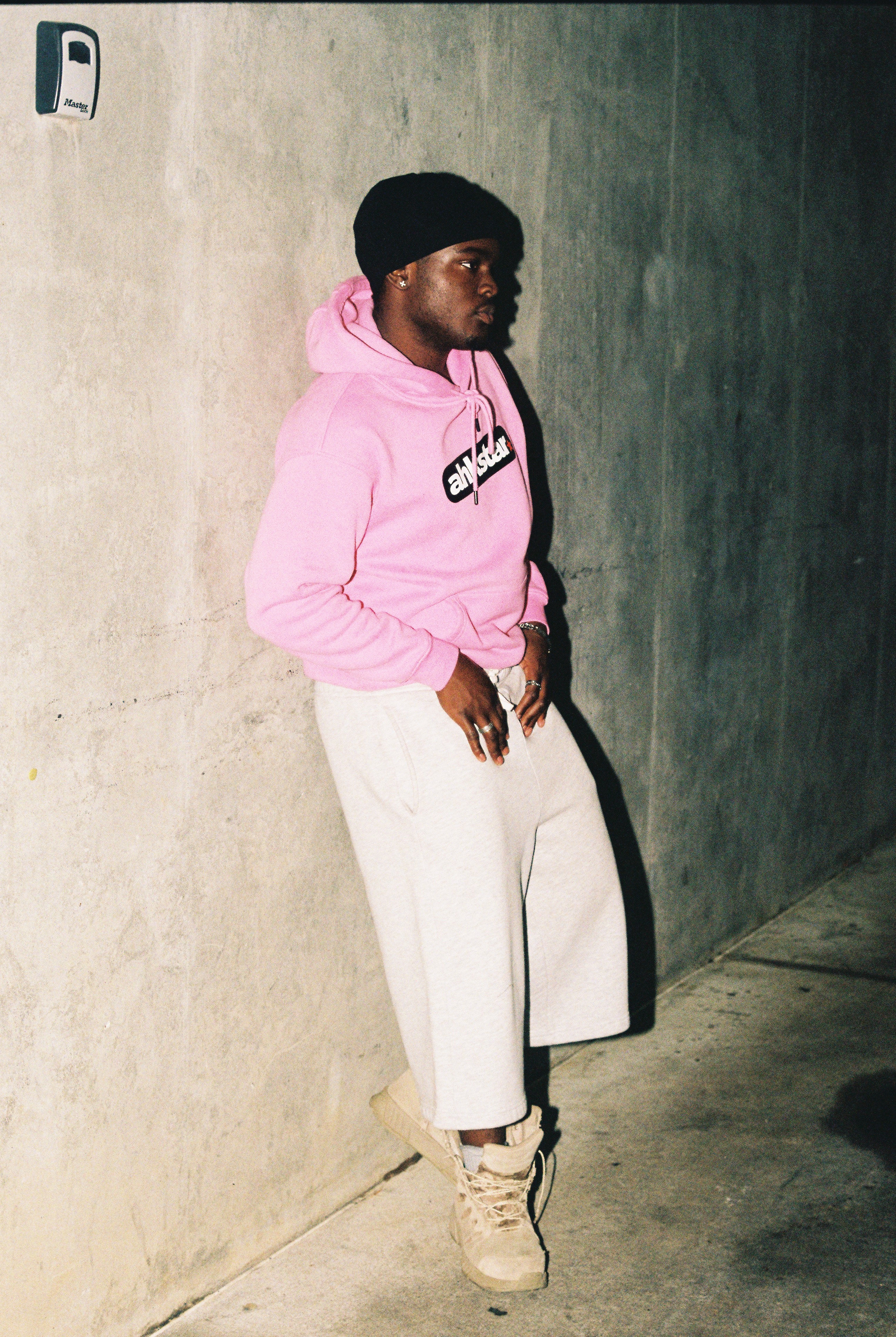 AHKSTAR ESSENTIAL HOODIE