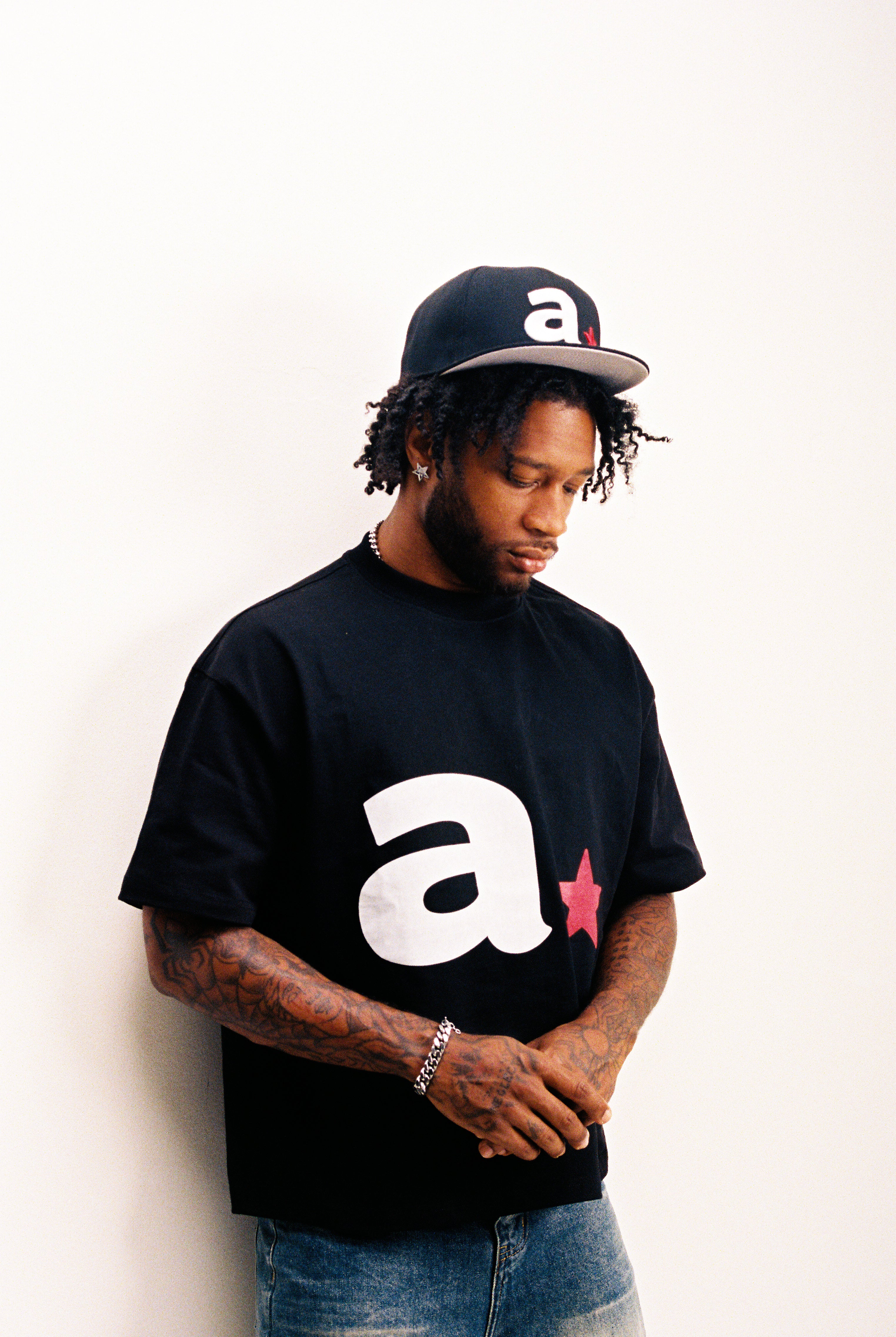 A STAR LOGO TEE