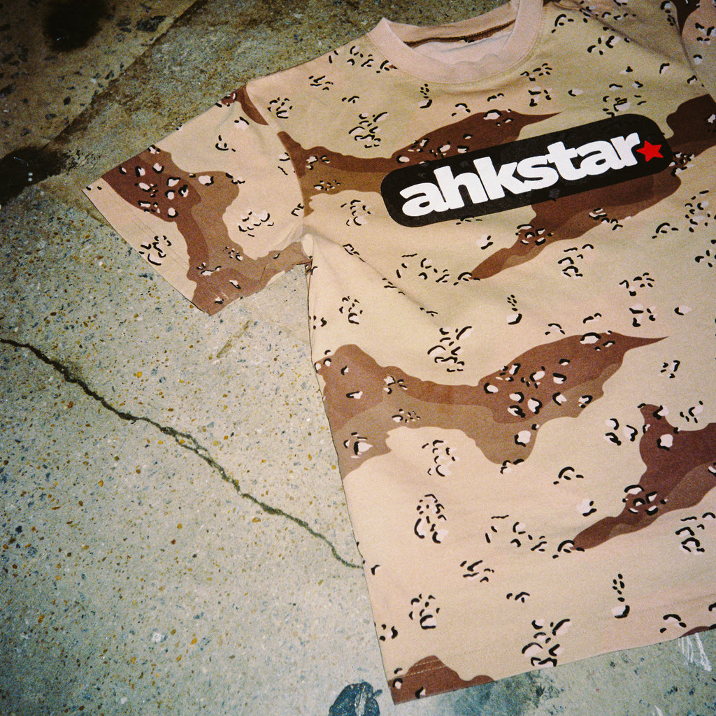 AHKSTAR LOGO DESERT CAMO TEE