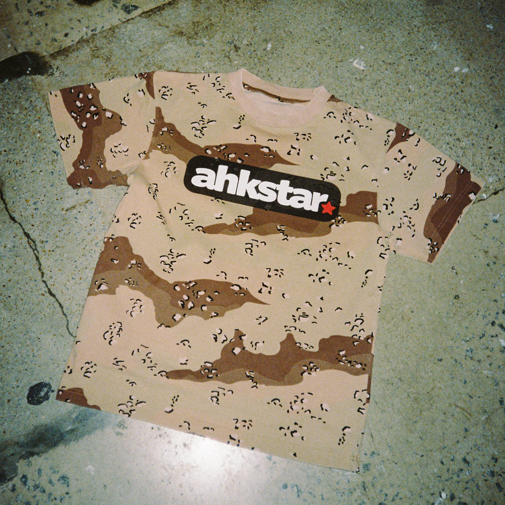AHKSTAR LOGO DESERT CAMO TEE